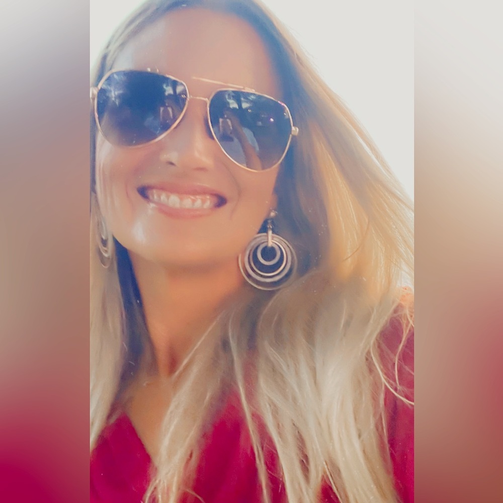 Meet your Posher, Cristin